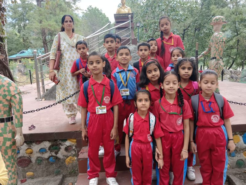 best school in palampur