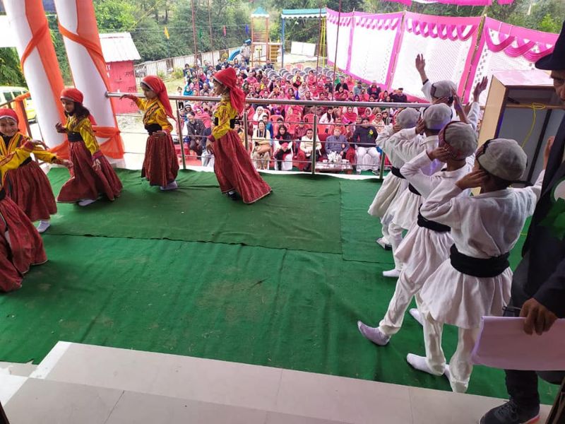 best school in palampur
